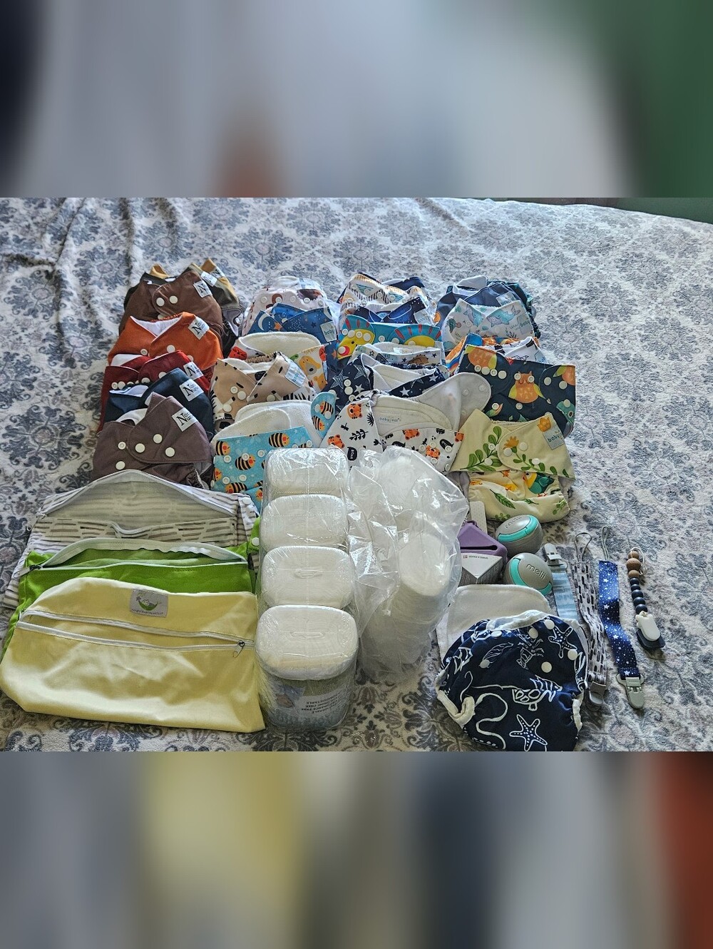 Reuasble Baby Cloth Diapers And Pacifiee Accessories